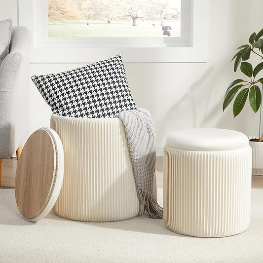 Duo Versatile di Pouf in Velluto: spazio elegante e confortevole